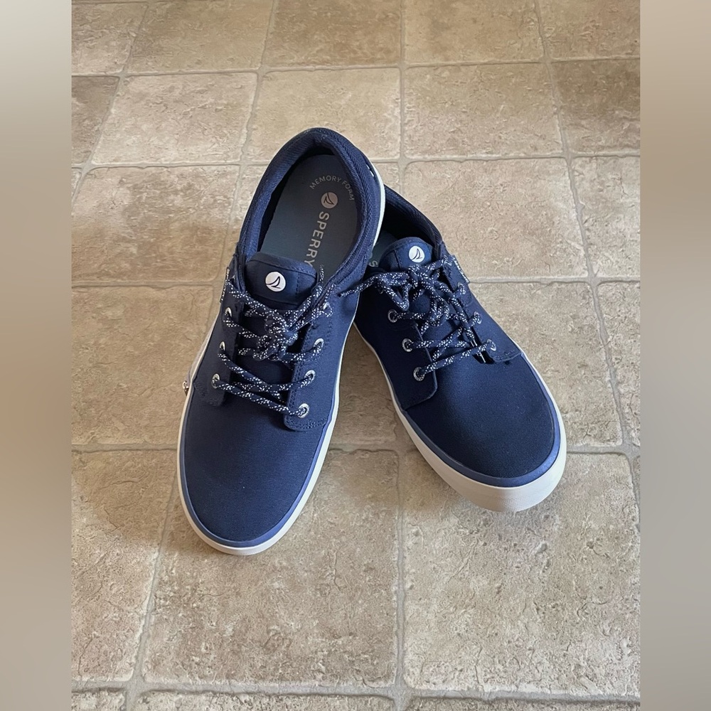 Sperry Men's Dark Blue Canvas Sneakers.  New without tags